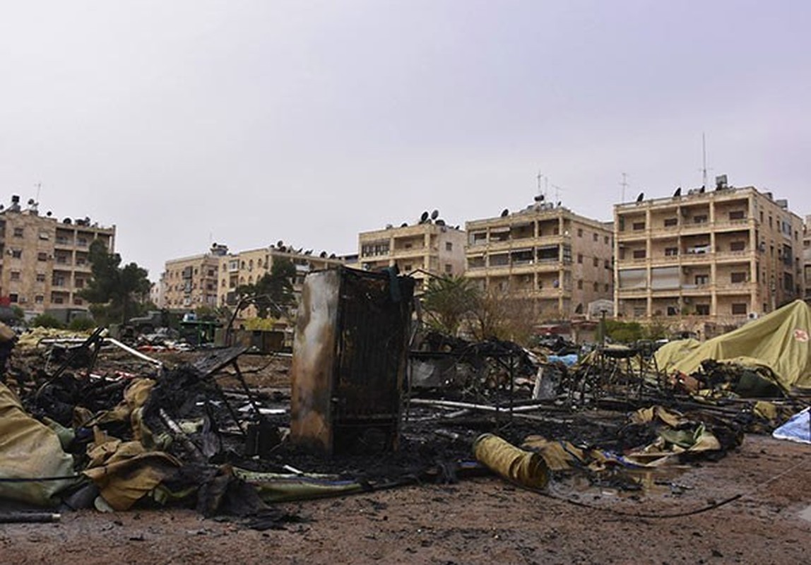 Hien truong benh vien Nga o Aleppo bi tan cong-Hinh-3